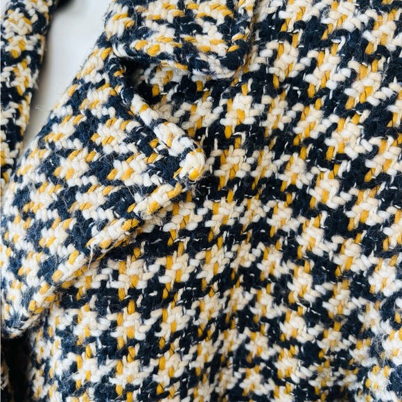 Ermanno Scervino Tweed Houndstooth Coat with Natural Fur Pockets - Picture 8 of 12
